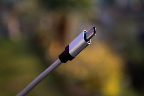 USB Type C Cable - CC0 Creative Commons via Pixabay